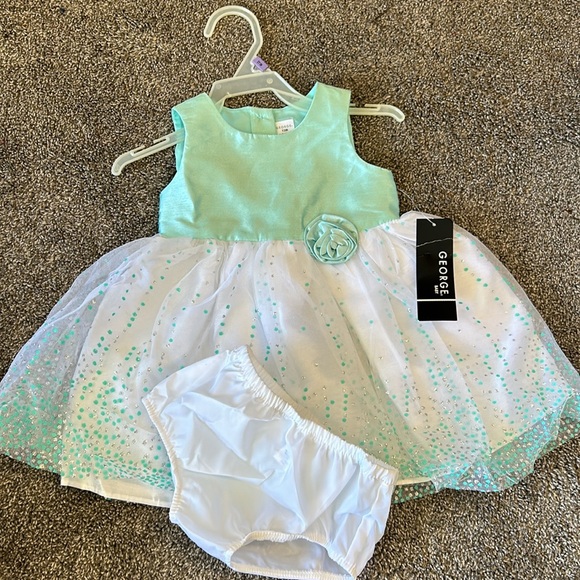 George - Picture 3 of 3